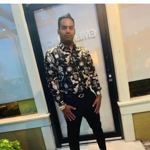 Meet your Posher, Dani